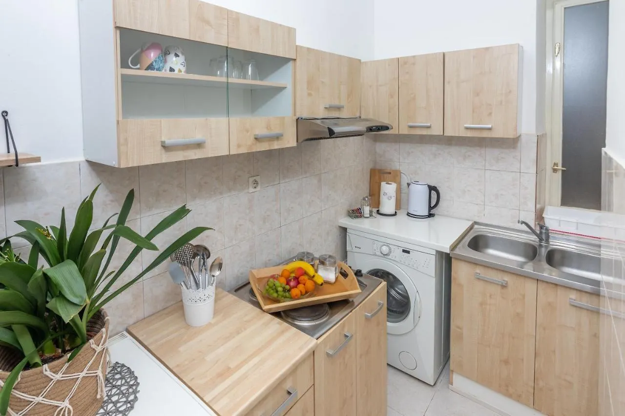 Apartman Eta Opatija 0*,